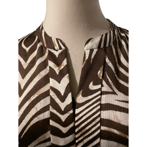 Chico's  Brown‎ and White Animal Print Size 2 - Picture 4 of 7